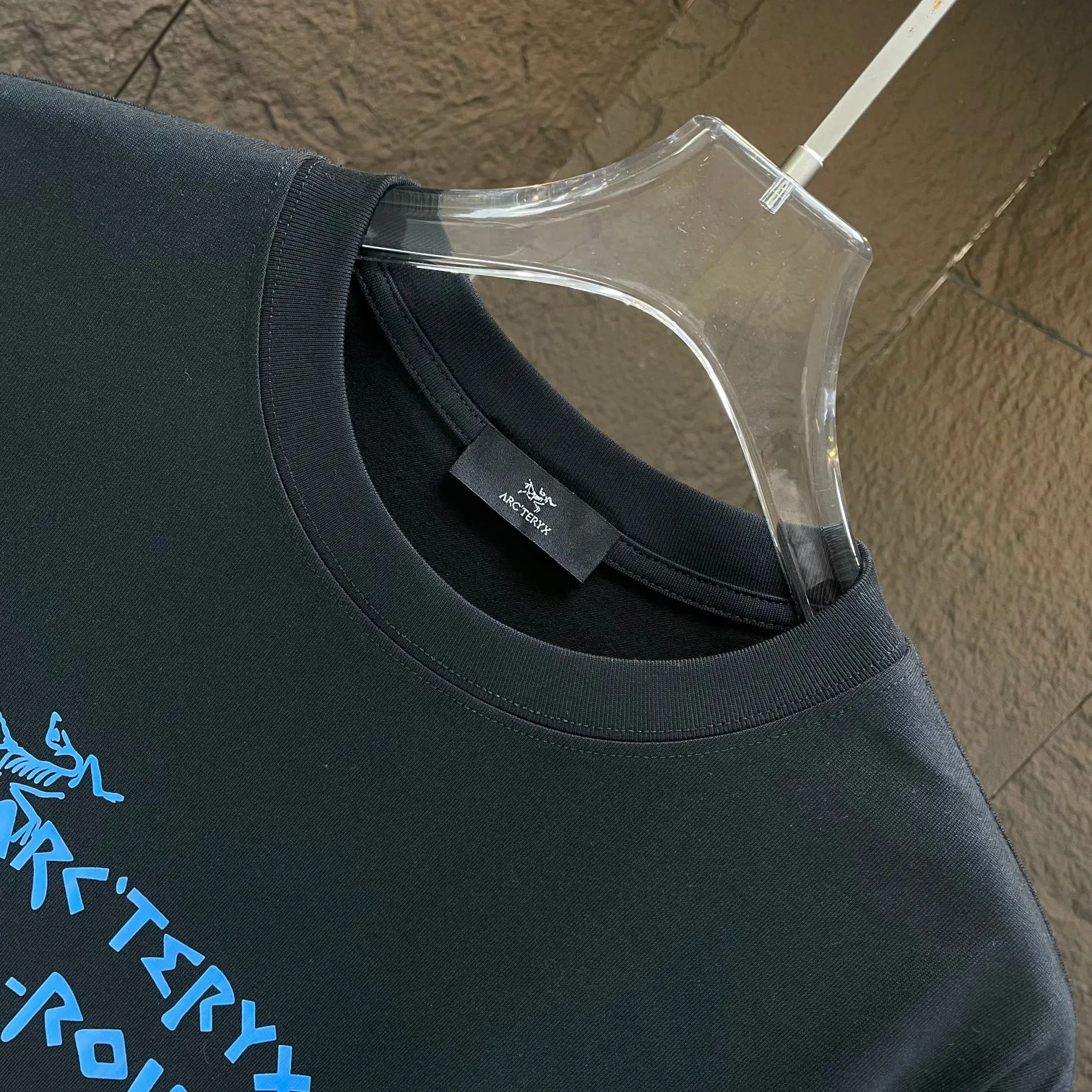 ARC 2025 New Arrival T ：Black White Sizes：S M L XL XXL